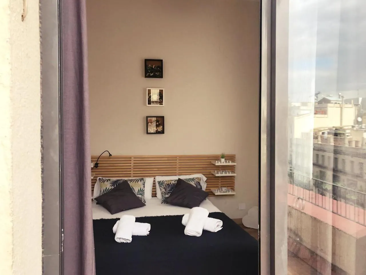 ** Guest house G And G Rooms Barcelona Spain